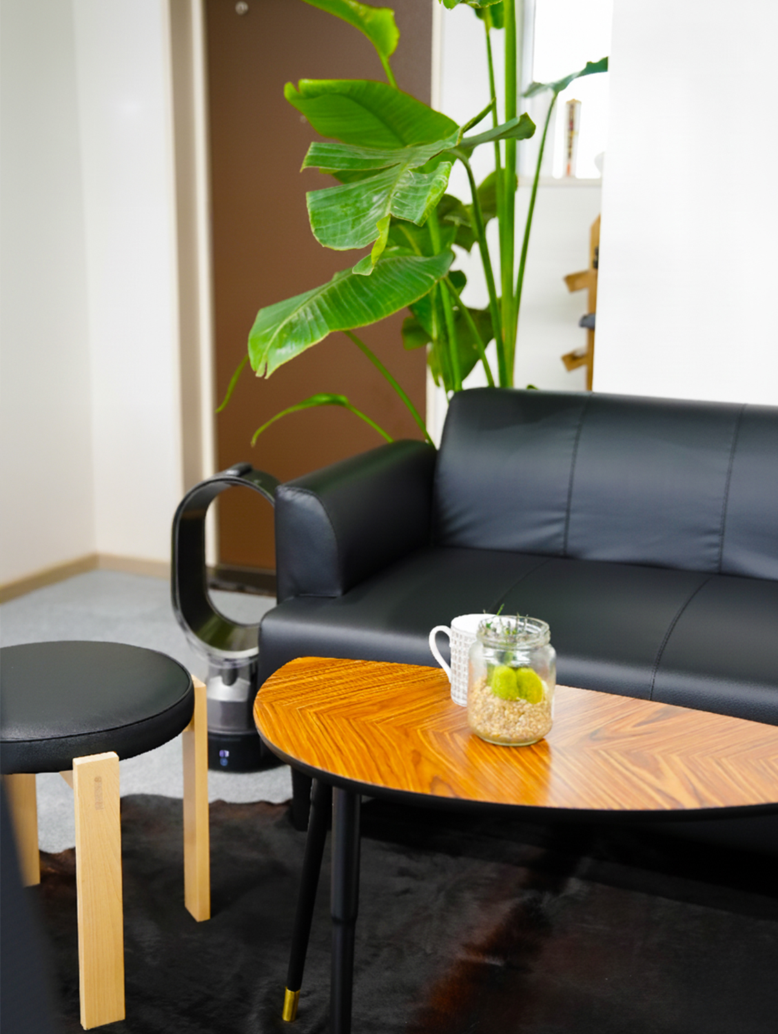 事務所サマリのビジュアルイメージ